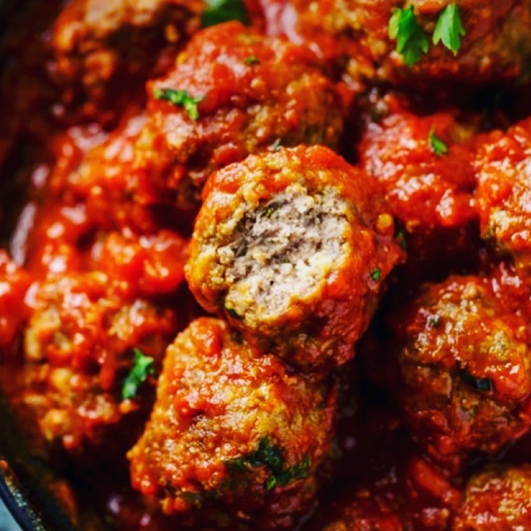 Meatballs in Sugo - 6 Meatballs